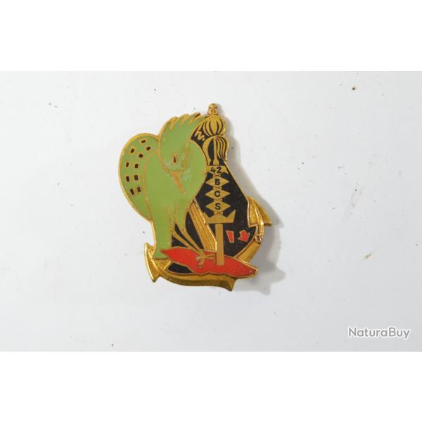 Insigne 42e Bataillon Commandement Services, 42 BCS. Drago G2003, dos guilloché, oiseau vert