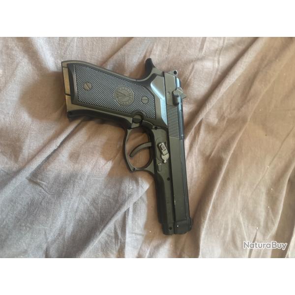 Vend pistolet 6 mm  de chez lesure toys gun