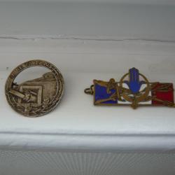 lot de 2 insignes militaires