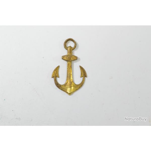 Insigne / dcoration en laiton embouti, ancre de marine. Troupes coloniales ? Fantaisie ?