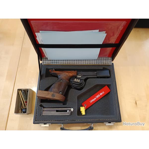 Pistolet Unique DES 69-U