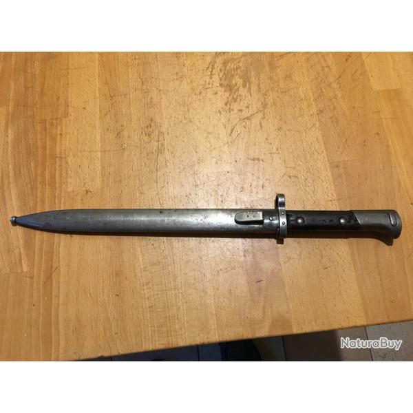 baionnette  pour mauser  VZ 24 tcheque, tranchant vers le haut , d origine ww2
