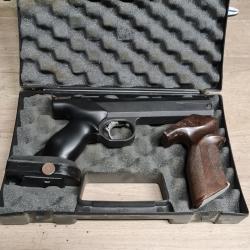 Pistolet fas 604
