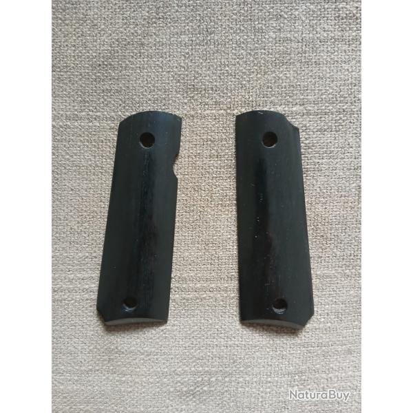 plaquettes 1911 bois noires