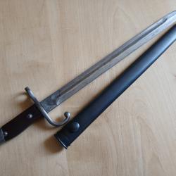 Baïonnette Mauser argentin et son fourreau au même numero. Excellent état. De Solingen