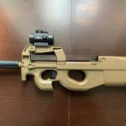 P90 Cybergun (airsoft) + Silencieux + Red/Green dot JS Tactical + lot de billes