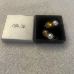 Boucles d oreilles cristaluna la perla en cristal acrylique transparent swarovski neuf 300 754 18