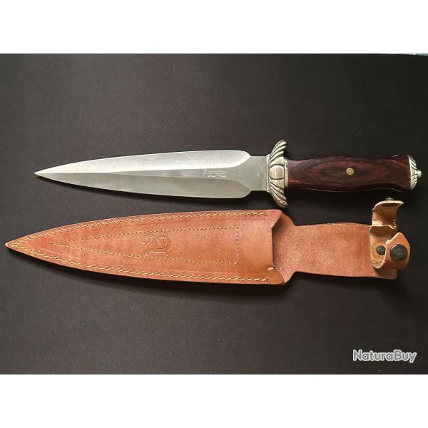 Poignard de chasse avec etui 19cm