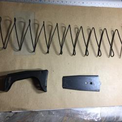 plaque de fond , elevateur et ressort de chargeur de SVT40