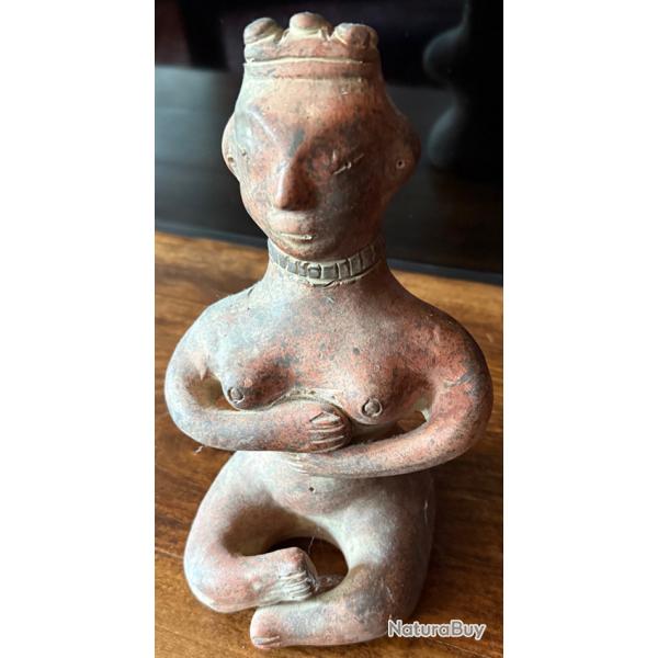 Statuette