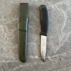 Couteau Morakniv