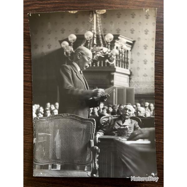 Photo Le procs du Marchal PETAIN.
