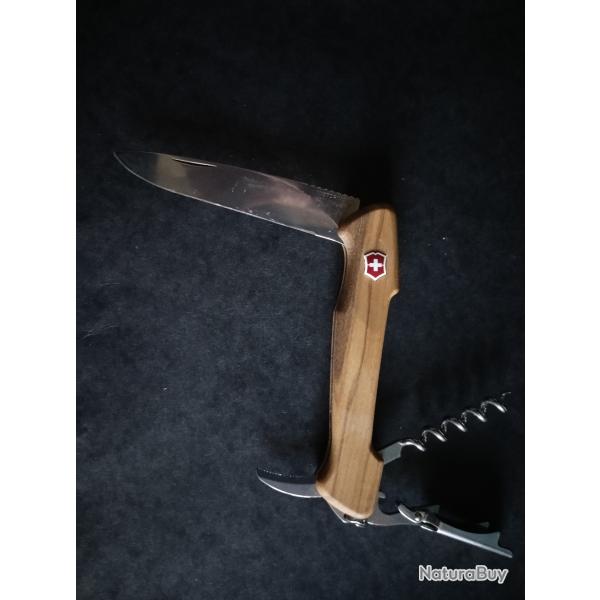 Victorinox Wine Master Olive couteau suisse