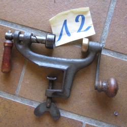SERTISSEUR CAL 12 VERT