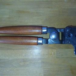 MOULE A BALLE  CAL.38 DOUBLE CAVITE°° BALLE WAD CUTTLE