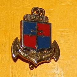 9° Division d'Infanterie de Marine, avec sigle et devise , FABRICANT C.A.C NANTES  ,  HOMOLOGATION S