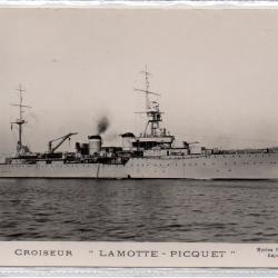 CPA - Marine de Guerre - CROISEUR " LAMOTTE - PICQUET " N&deg;1391