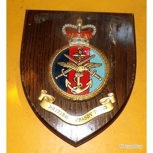 PLAQUE " BRITISH EMBASSY PARIS " , FABRICATION ROYAUME-UNI ,  ETAT VOIR PHOTOS. POUR TOUT RENSEIGNE
