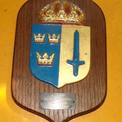PLAQUE " DE LA PART DU MINISTRE SUEDOIS DE LA DEFENSE SEPTEMBRE 1984  " , FABRICATION SUEDE,  ETAT