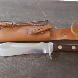 Couteau de chasse "AUTO messer PUMA 6390. Allzweck-Messer D.B.G.M. Germany". Etui cuir.