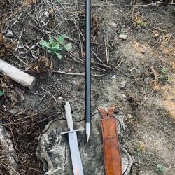 épieux de grande chasse d'artisan  / fibre de carbone  /  dague acier carbone