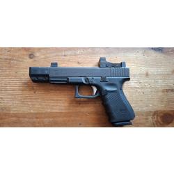 Pistolet Glock 19 gen 4 cal 9x19 mm avec point rouge Burris Fastfire III et compensateur