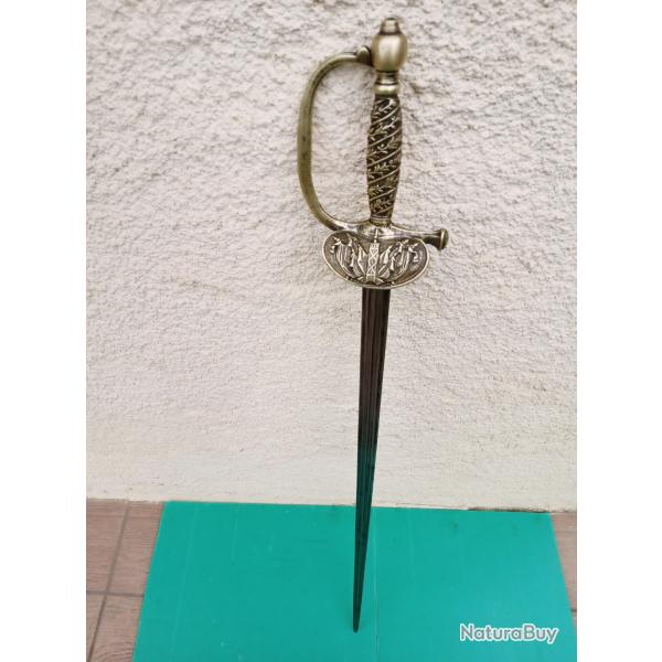EPEE DE GENDARMERIE  MOD 1853 / 1872  . PROPRE  ET  FONCTIONNELLE  .