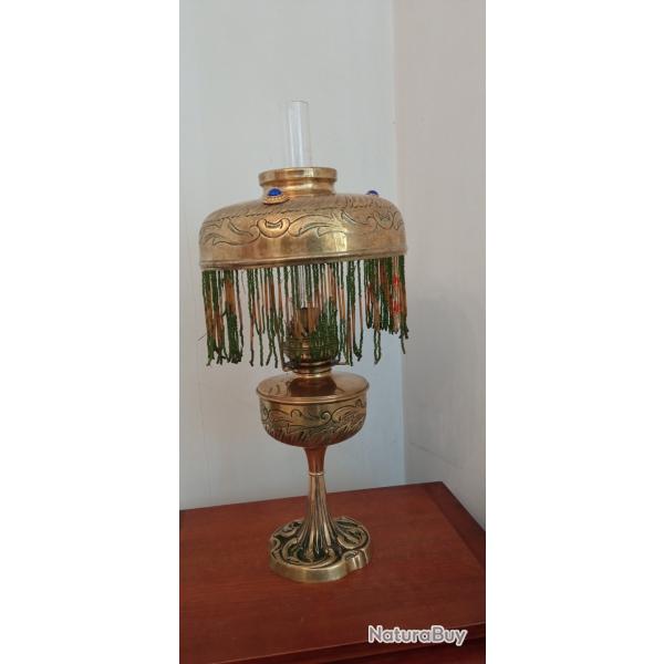 Lampe  ptrole pampilles dite la Parisienne poque Napolon III