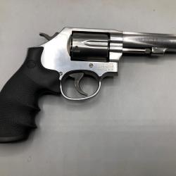 SMITH & WESSON MOD 64-8 "MILITARY & POLICE" occasion