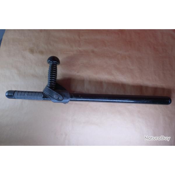 TONFA POLYCARBONATE ET PORTE TONFA GK Pro