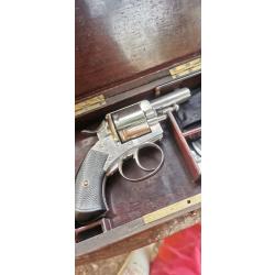Revolver 380bulldog signé "L. CHOBERT"