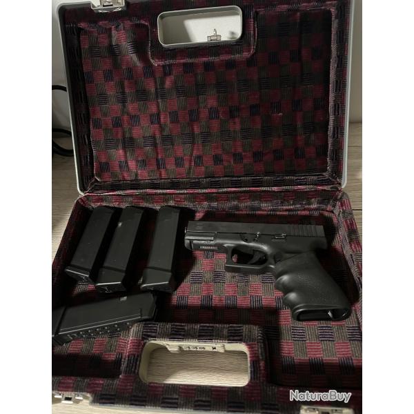 Glock 19 gen3 avec crosse