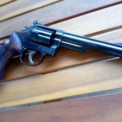 Smith & Wesson Modèle 19-4 canon de 6 pouces calibre 357 Magnum