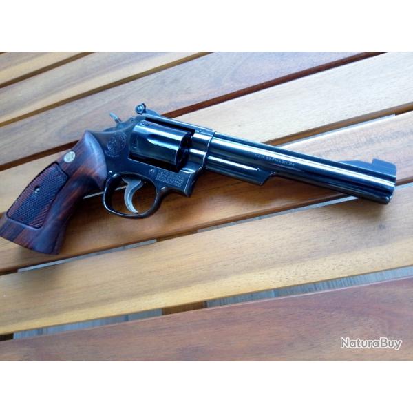Smith & Wesson Modle 19-4 canon de 6 pouces calibre 357 Magnum