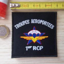 écusson militaire 1er régiment de chasseurs parachutistes Pamiers insigne tissu