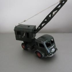CIJ camion Renault fainéant grue 1956-1958