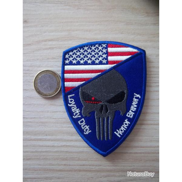 cusson drapeau U.S devoir de loyaut honneur bravoure militaire ?
