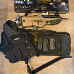 Lot équipement Airsoft  1 réplique FN f2000 Herstal