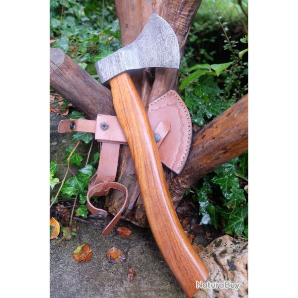 Tête de hache barbue en acier damas pour le bushcraft