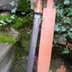 Epée Glaive Empereur Romain Lame Damas 512 Couches Forgée Manche Bois Etui Cuir Fabricat Artisanale