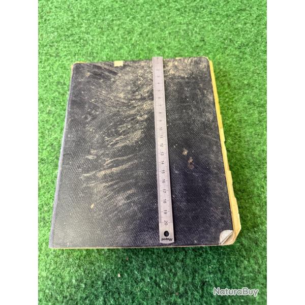 CAHIER  D'UN OFFICIER  D'ARTILLERIE  SUR LE MANIEMENT ET L ENTRETIEN DES OBUSIERS ET DIVERS  WW 2