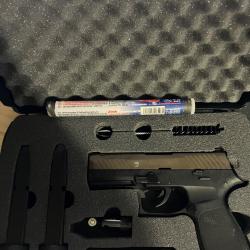 SIG P320 PAK Bronze + 2 chargeurs + 140 munitions