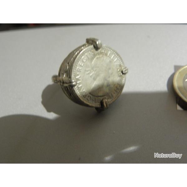 pice de monnaie en bague Elizabeth 2, 6d six pence