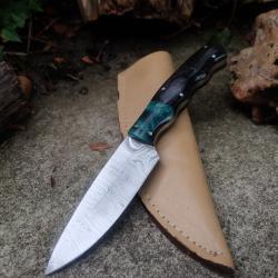 Couteau Skinner Damas Lame Trailing Point Acier 256 Couches Manche Bois Résine Etui Cuir F Artisanat