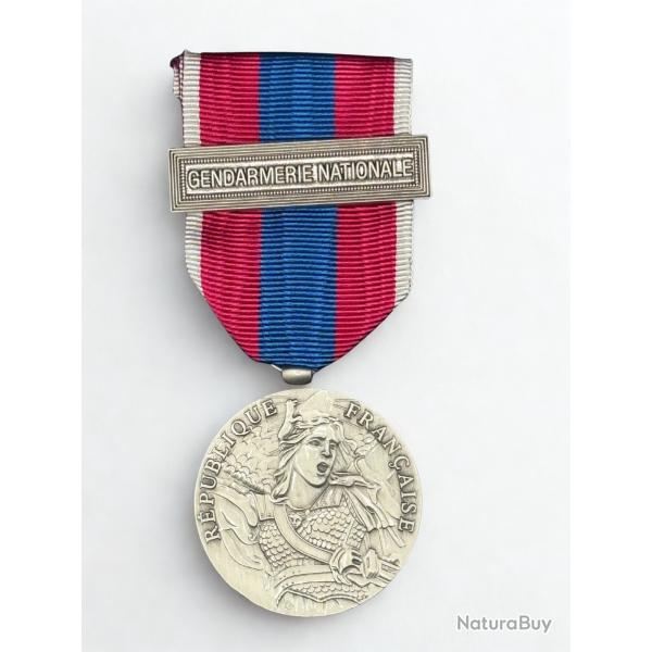 (18.010) Mdaille de la Dfense Nationale - Echelon Argent - Agrafe Gnd Nationale