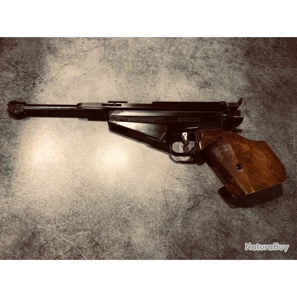PISTOLET FEINWERKBAU model 90 TRES BON ETAT CAL 4.5 DROITIER