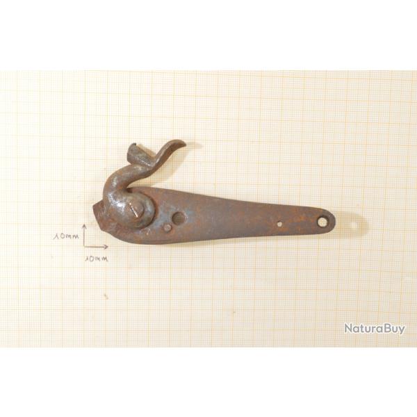 Platine de fusil de chasse ancien  chien. Restauration arme ancienne(C) pas de ressort