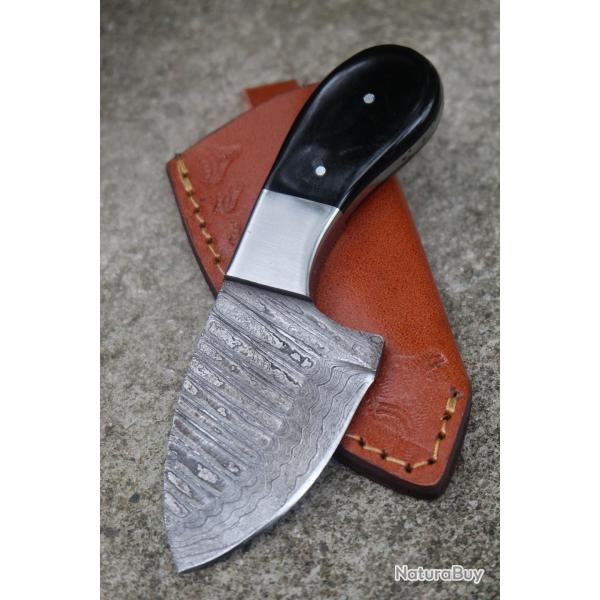 Couteau Derringer Skinner Damas Lame Acier 256 Couches Manche Rsine Fabric Artisanale Etui Cuir 01