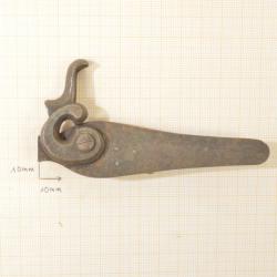 Platine de fusil de chasse ancien à chien. Restauration arme ancienne(E)
