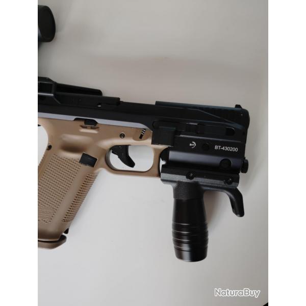 Poigne A3 tactical 100 pour armes tactiques